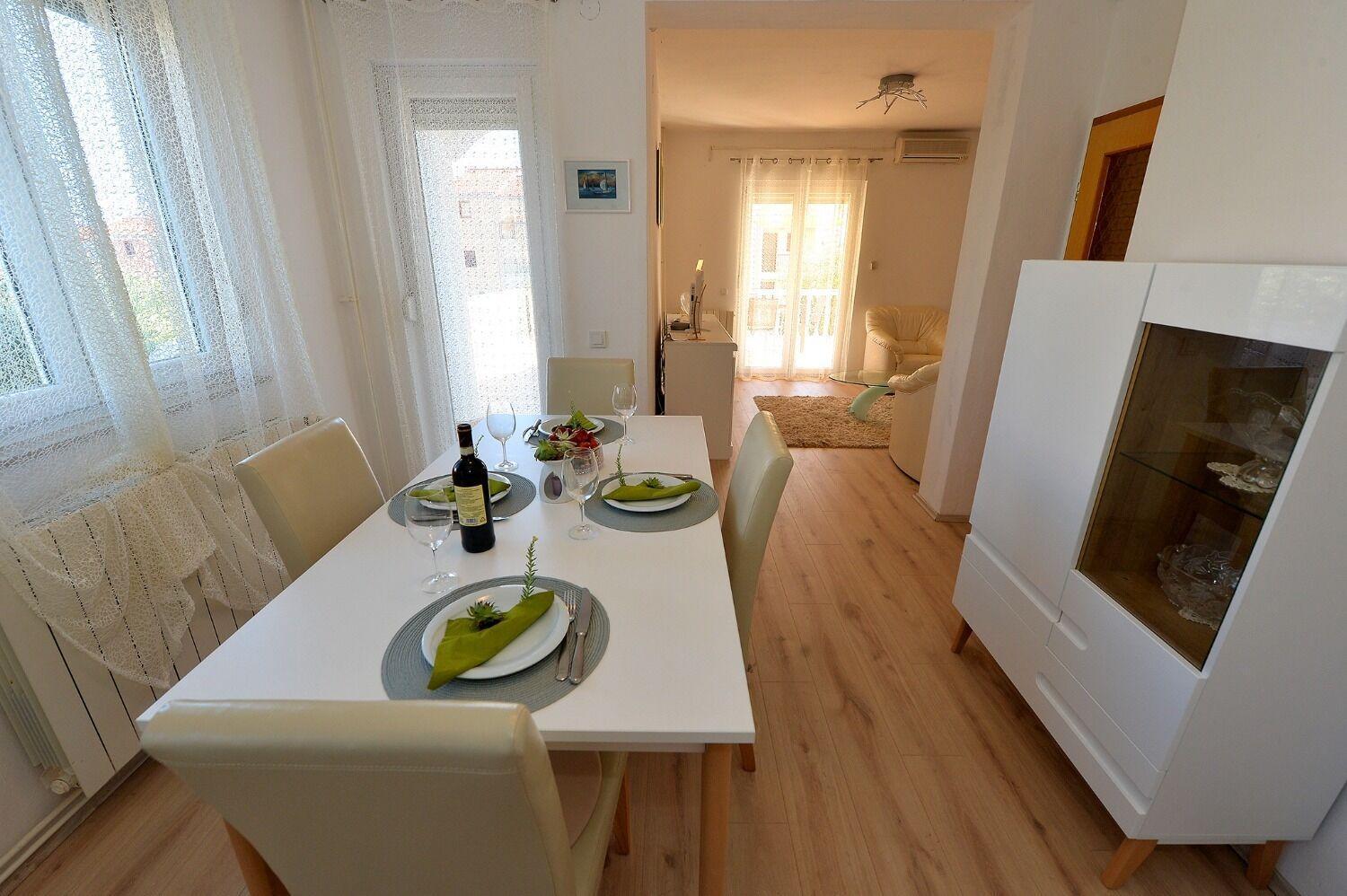Apartments Olive Garden - Swimming Pool Biograd Na Moru Ngoại thất bức ảnh