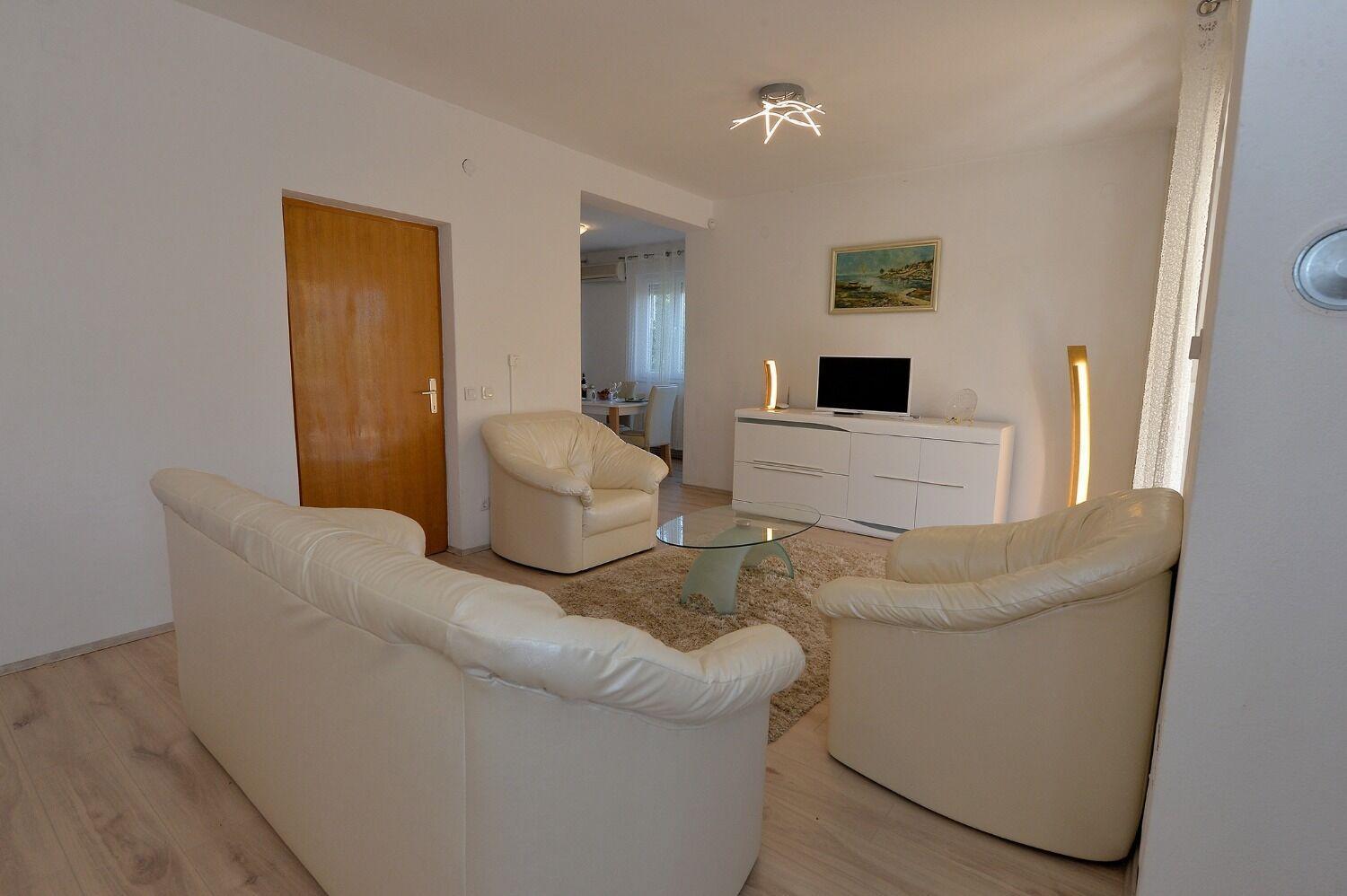 Apartments Olive Garden - Swimming Pool Biograd Na Moru Ngoại thất bức ảnh